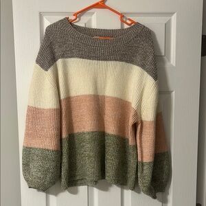 Entro Gray and Cream Crew Neck Sweater